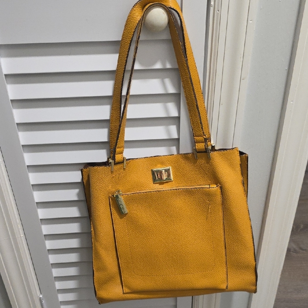 Steve Madden Turnlock Shoulder Tote Bag & Clutch Bag - Picture 8 of 15